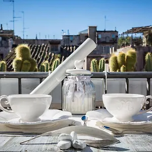 campo-dei-fiori-luxury-with-balcony.it-romehotels.com/